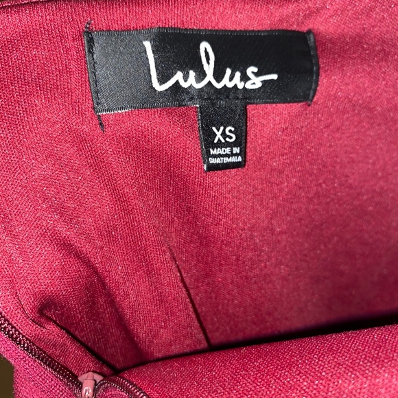 maroon dress - Picture 3 of 6